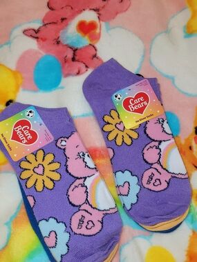 Care Bears Plush Throw & Six Pairs of Socks